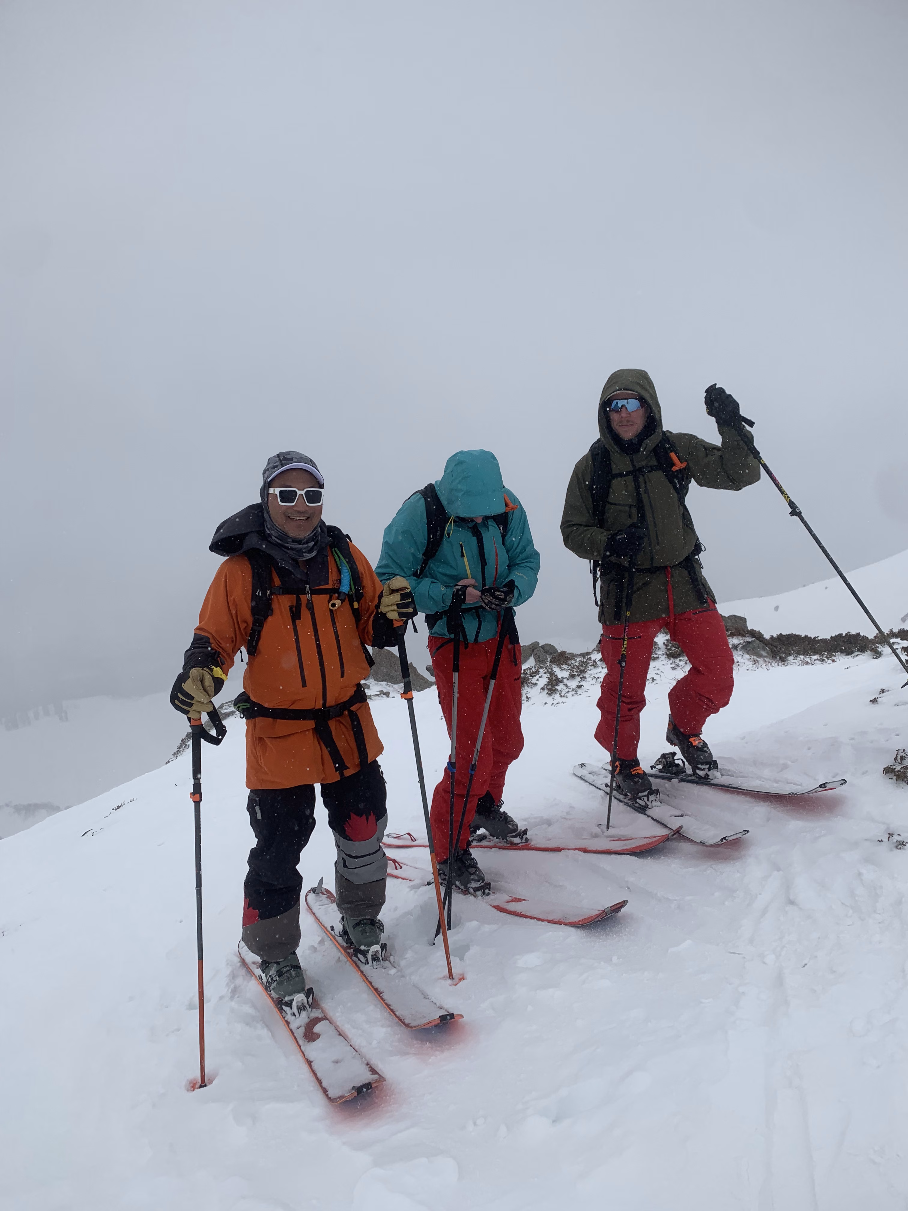 Beginner skiers with their instructor in Gulmarg