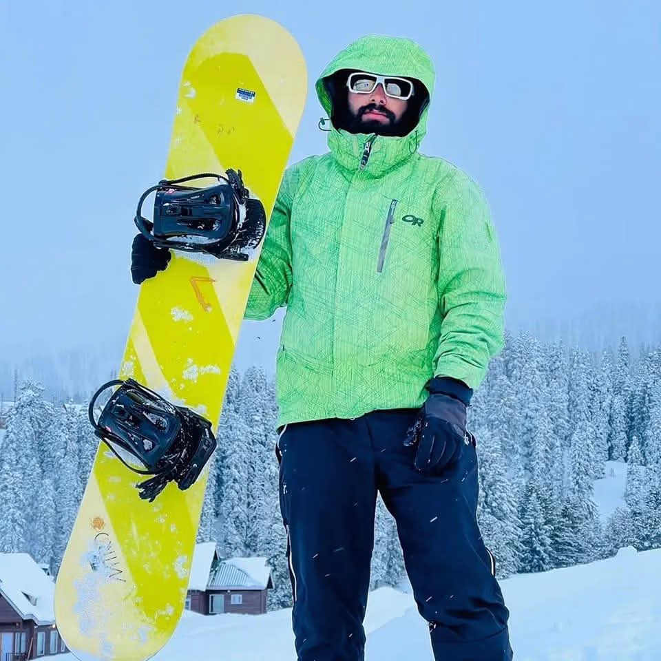 Snowboarding lesson in Gulmarg